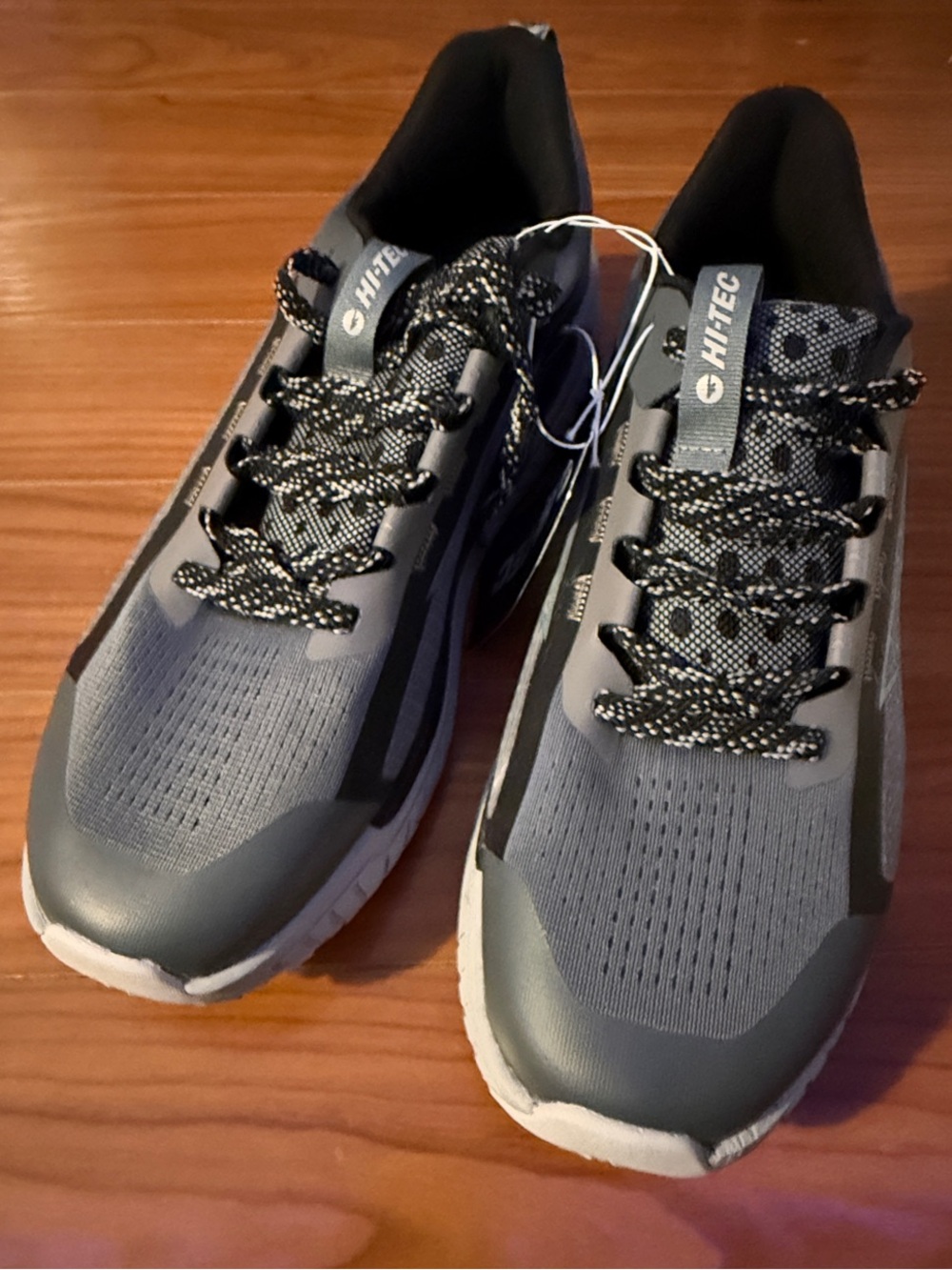 Hi-Tec Men’s Shoe Castle Rock/Black/Microchip Sz 12